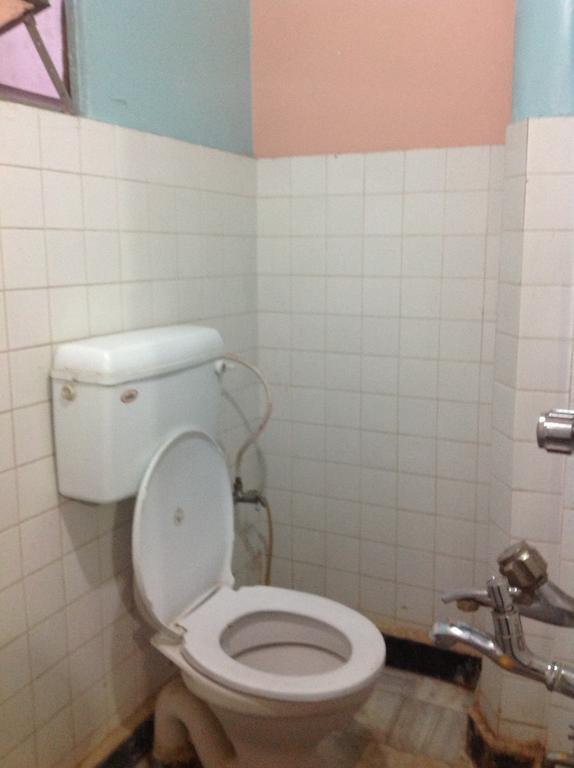 Hotel Sandeep Varanasi Quarto foto